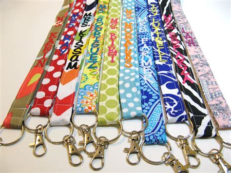 design my own custom lanyards.